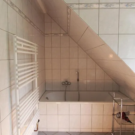 Birkmaase 18 - Komfort Im 4-sterne-ferienhaus Yvonne Dg * Ostseeheilbad Zingst